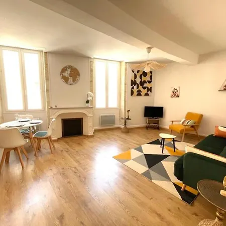 L'erable - Calme En Plein Centre - 1er Etage *