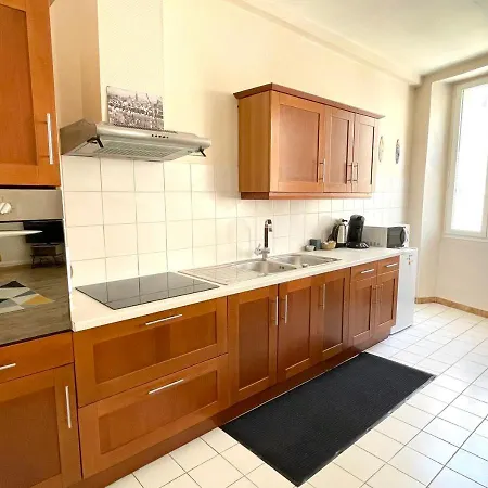 L'erable - Calme En Plein Centre - 1er Etage Apartment