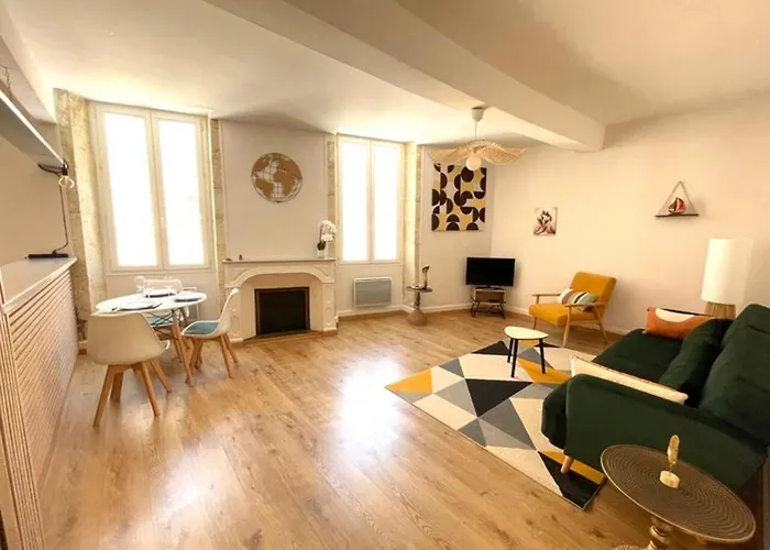 L'erable - Calme En Plein Centre - 1er Etage *