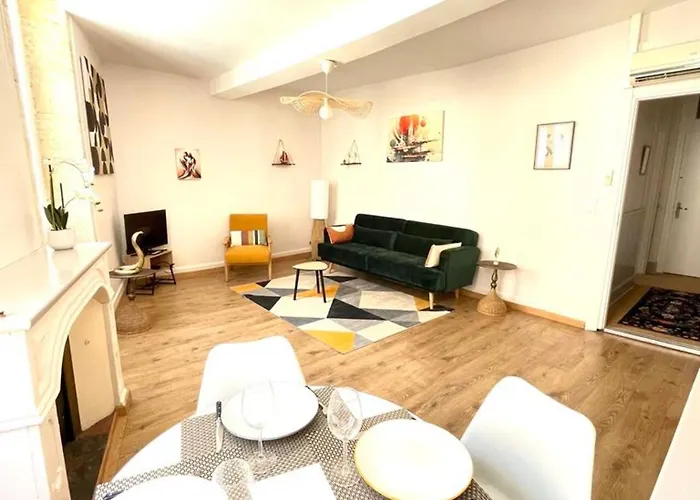 L'erable - Calme En Plein Centre - 1er Etage Ош